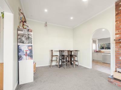8 Helena Street, Lumsden