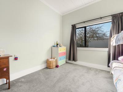 8 Helena Street, Lumsden