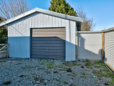 8 Helena Street, Lumsden