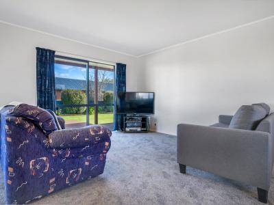 107 Great North Road, Winton