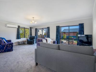 107 Great North Road, Winton