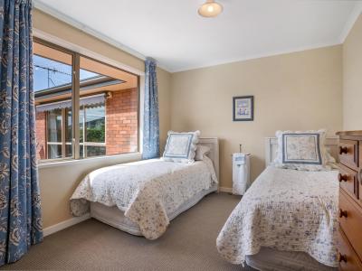 98 Park Street, Winton