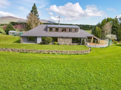 177 Dyer Road, Mossburn