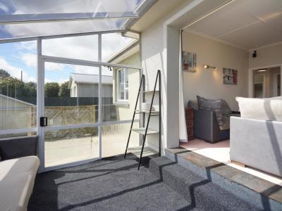 139 West Street, Hawthorndale