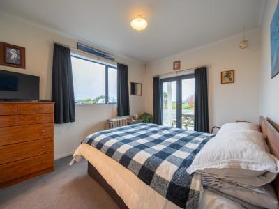 1085C Hillside Manapouri Road, Manapouri