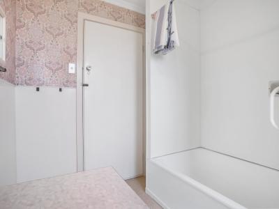 10 John Street, Winton