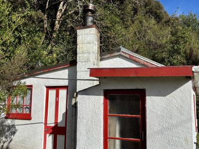 58 Antrim Street, Waikawa Valley