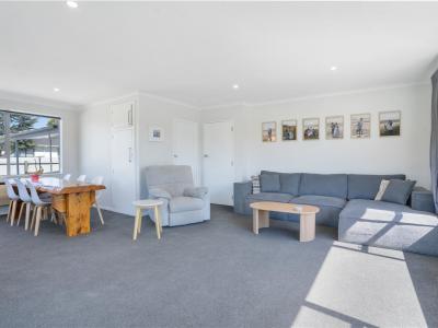 5 Waterford Drive, Winton