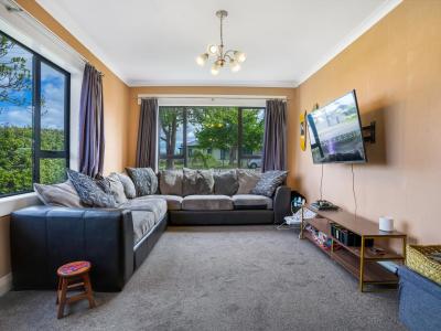 33 Mary Street, Winton