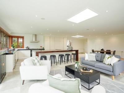 100 Leonard Road, West Plains