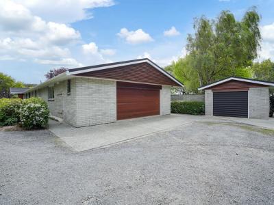 100 Leonard Road, West Plains