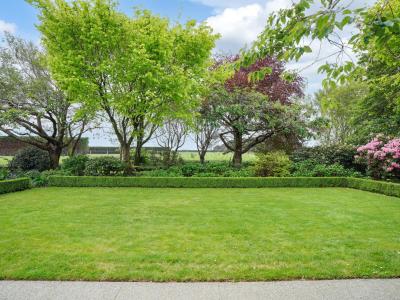 100 Leonard Road, West Plains