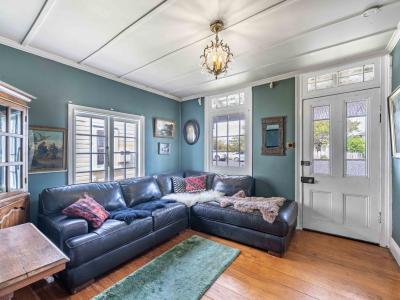 86 Palmerston Street, Riverton