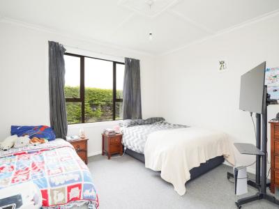 302 Princes Street, Strathern