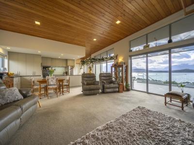 3 Whitestone Court, Manapouri