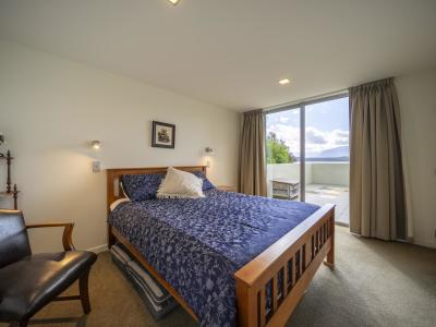 3 Whitestone Court, Manapouri