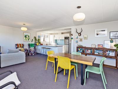 53c-duke-street-gladstone