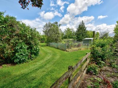 284 Estate Road, Clinton