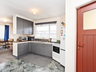 62 Lothian Crescent, Strathern