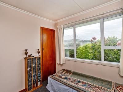 62 Lothian Crescent, Strathern