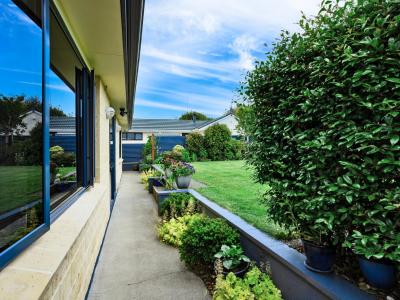 15 Skye Street, Heidelberg