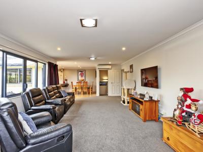 15 Skye Street, Heidelberg