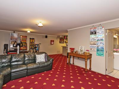 15 Skye Street, Heidelberg