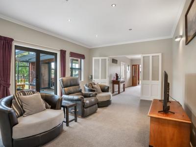 29 Church Street, Winton