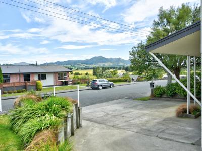 16 Tainui Street, Gore