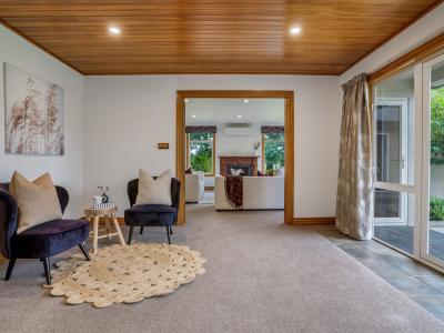 333 Thomsons Crossing East, Lochiel