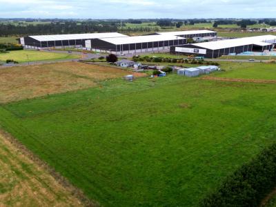 15 Kennington Roslyn Bush Road, Mill Road