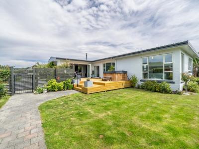 136 Catherine street, Windsor