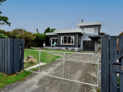 129 Dome Street, Newfield