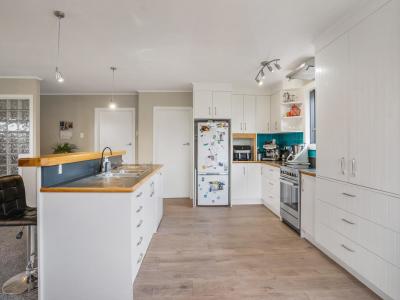 32 John Street, Winton