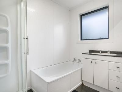 32 John Street, Winton