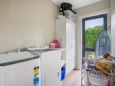 32 John Street, Winton