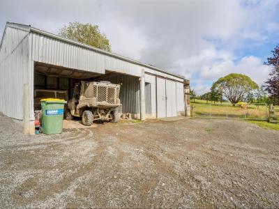 51 Sinclair Road, Browns