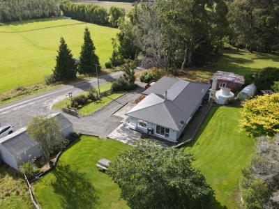 51 Sinclair Road, Browns