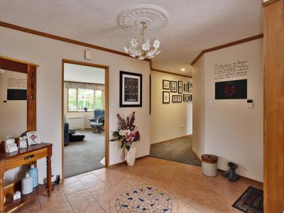 39 Spence Avenue, Otatara