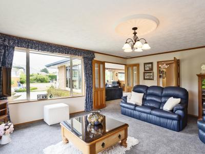 39 Spence Avenue, Otatara