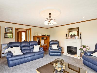 39 Spence Avenue, Otatara