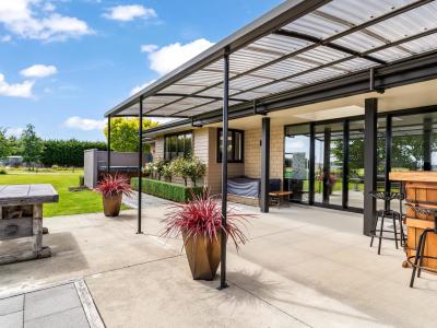 65 Racecourse Road, Winton