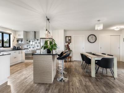 65 Racecourse Road, Winton