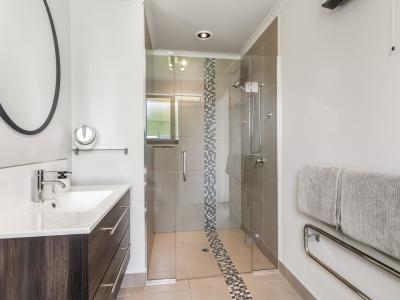 65 Racecourse Road, Winton