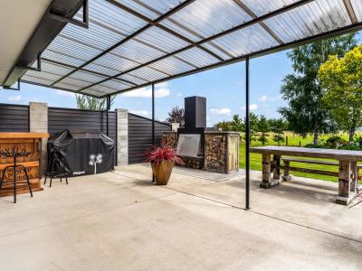 65 Racecourse Road, Winton