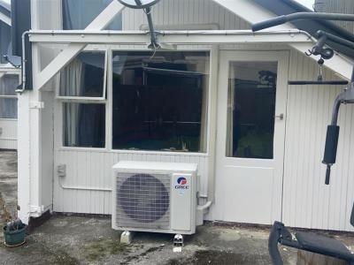 unit-1-7-charlton-lane-gore-surrounds