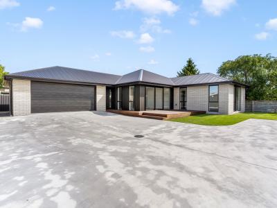 33-home-street-winton