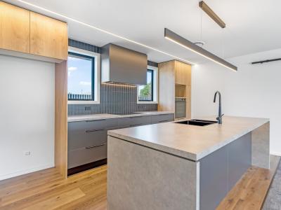 33 Home Street, Winton