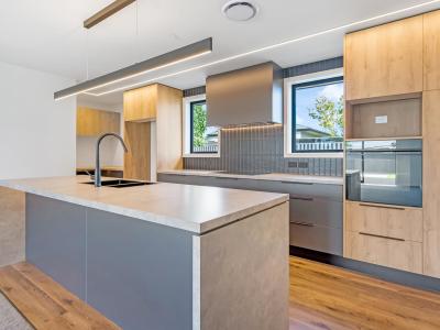 33 Home Street, Winton