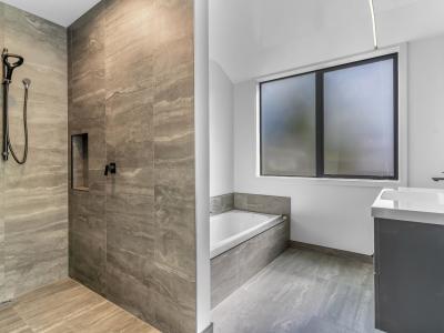 33 Home Street, Winton